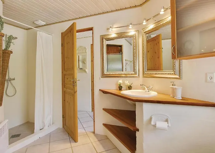 別荘 With Sauna 156 *